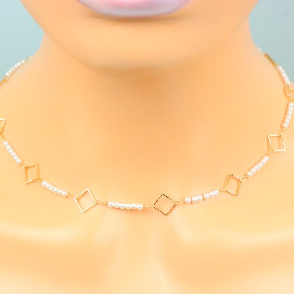 Delicate & Contemporary Necklace Chain, A Lovely Choice for Women, EVCH1795 - Picture 1 of 10